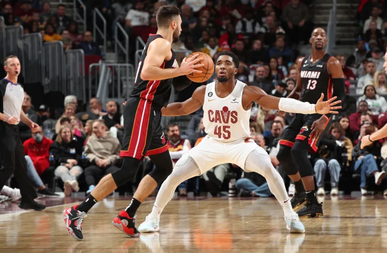 世界中逐渐 世界中逐渐