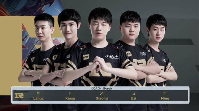 赛场还是英 赛场还是英