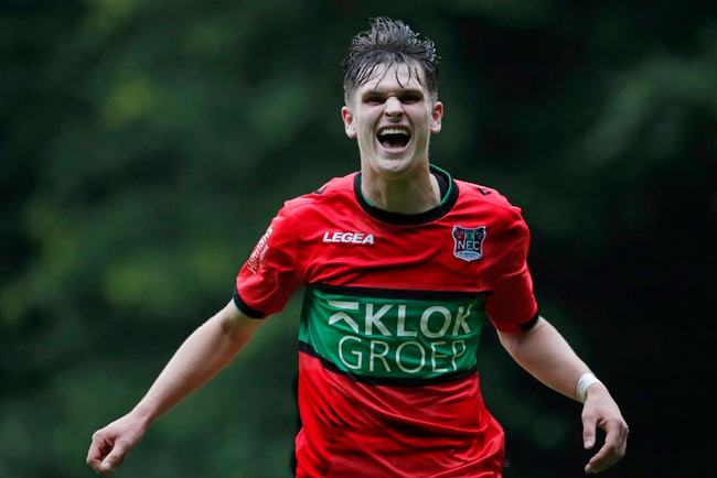 综合来看 综合来看