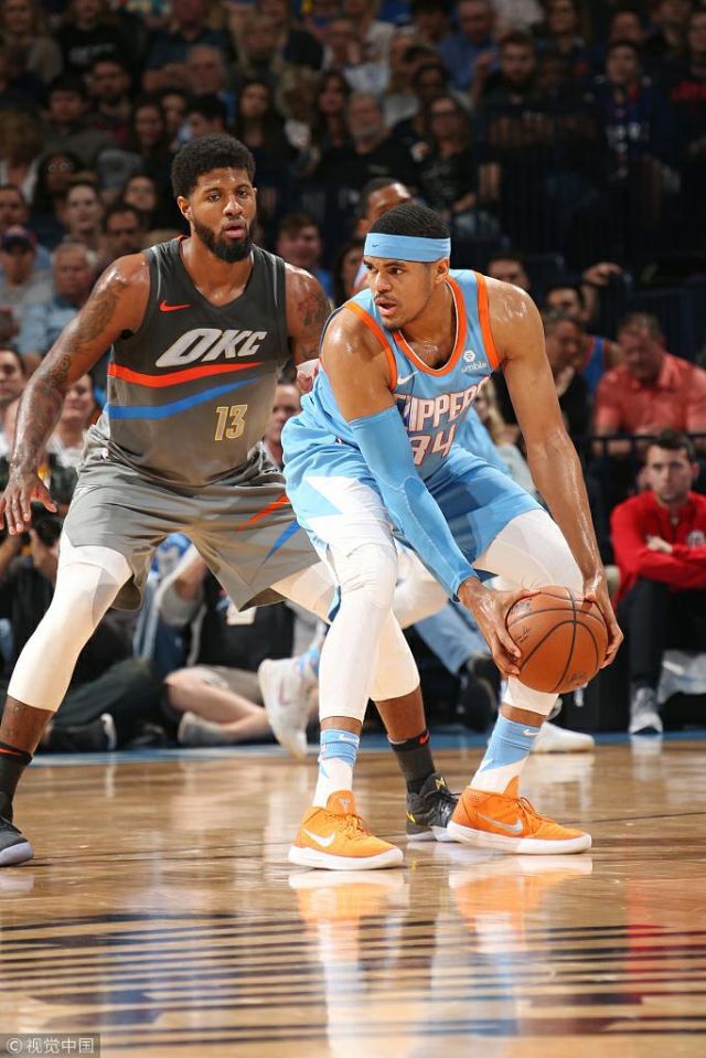 前两段与小 前两段与小